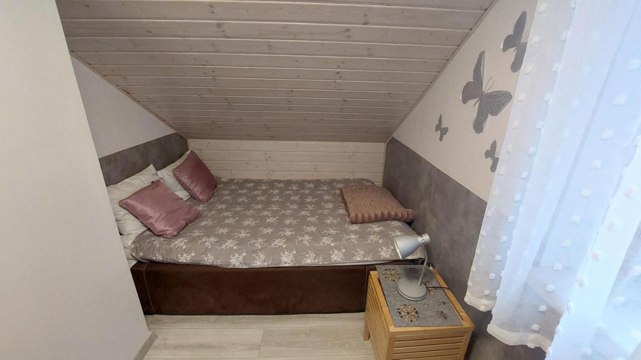 Zielony Zakatek Sosnowka Buitenkant foto